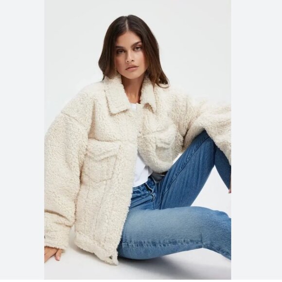 Good American Jackets & Blazers - Good American GOOD '90s SHERPA TRUCKER JACKET - 00/0 (XS/S)